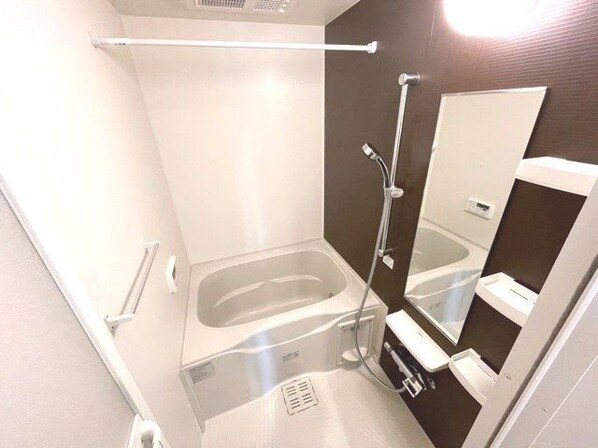 アンファミーユIの物件内観写真